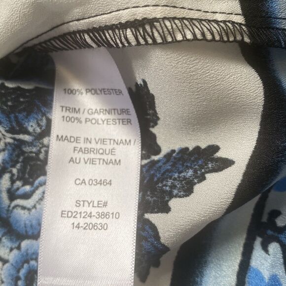 ⭐️nwt Ricki’s Floral Print Blouse⭐️ - Picture 6 of 10